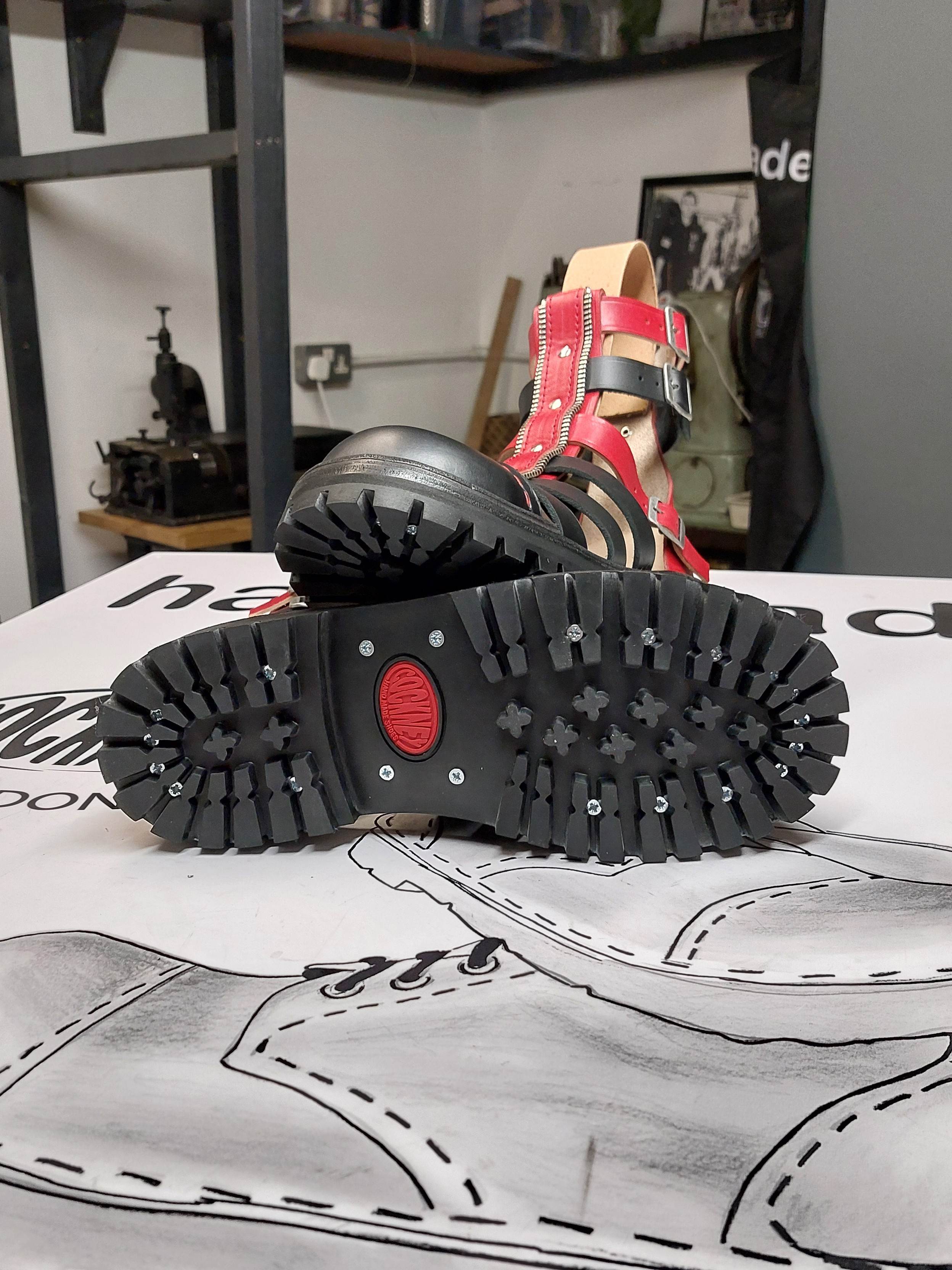 Gladiator sandals 3 B Black Red CS